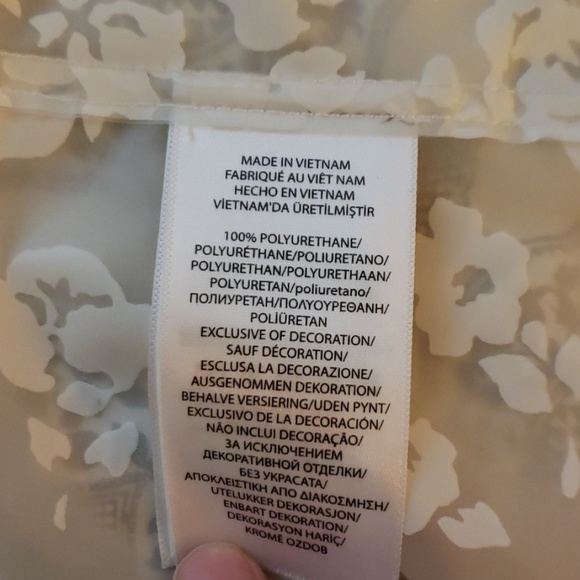 Girl's XL See through Raincoat - Picture 3 of 6